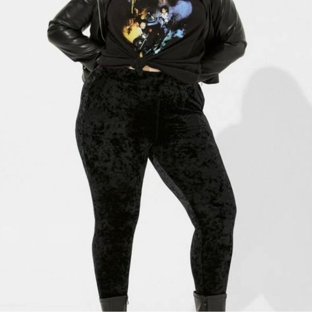 Torrid Crushed Velvet Leggings 3X NWT